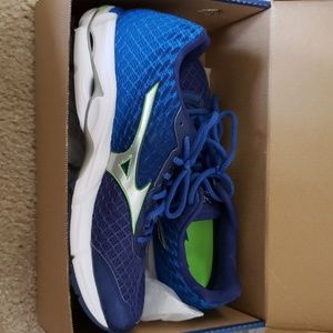 Mizuno Men's Running Shoe